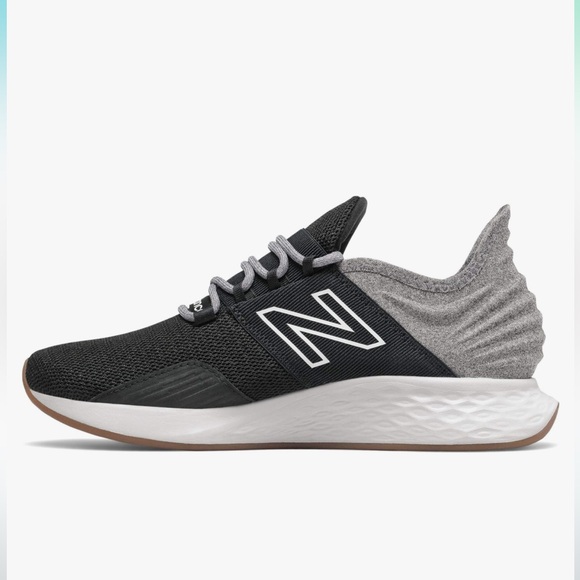 SOLD!!! New Balance Fresh Foam ROAV - Picture 6 of 7